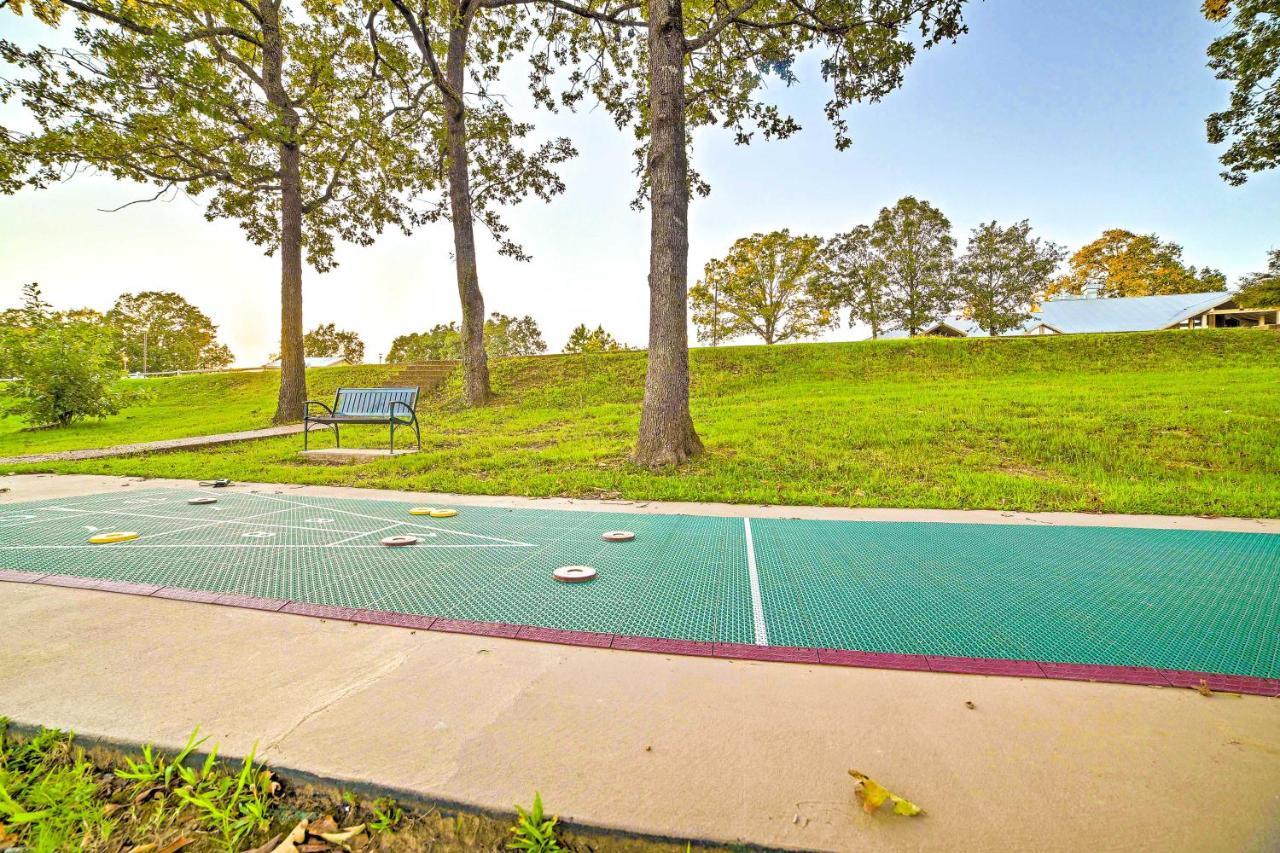 Spacious Condo About 4 Mi From Downtown Branson! Buitenkant foto
